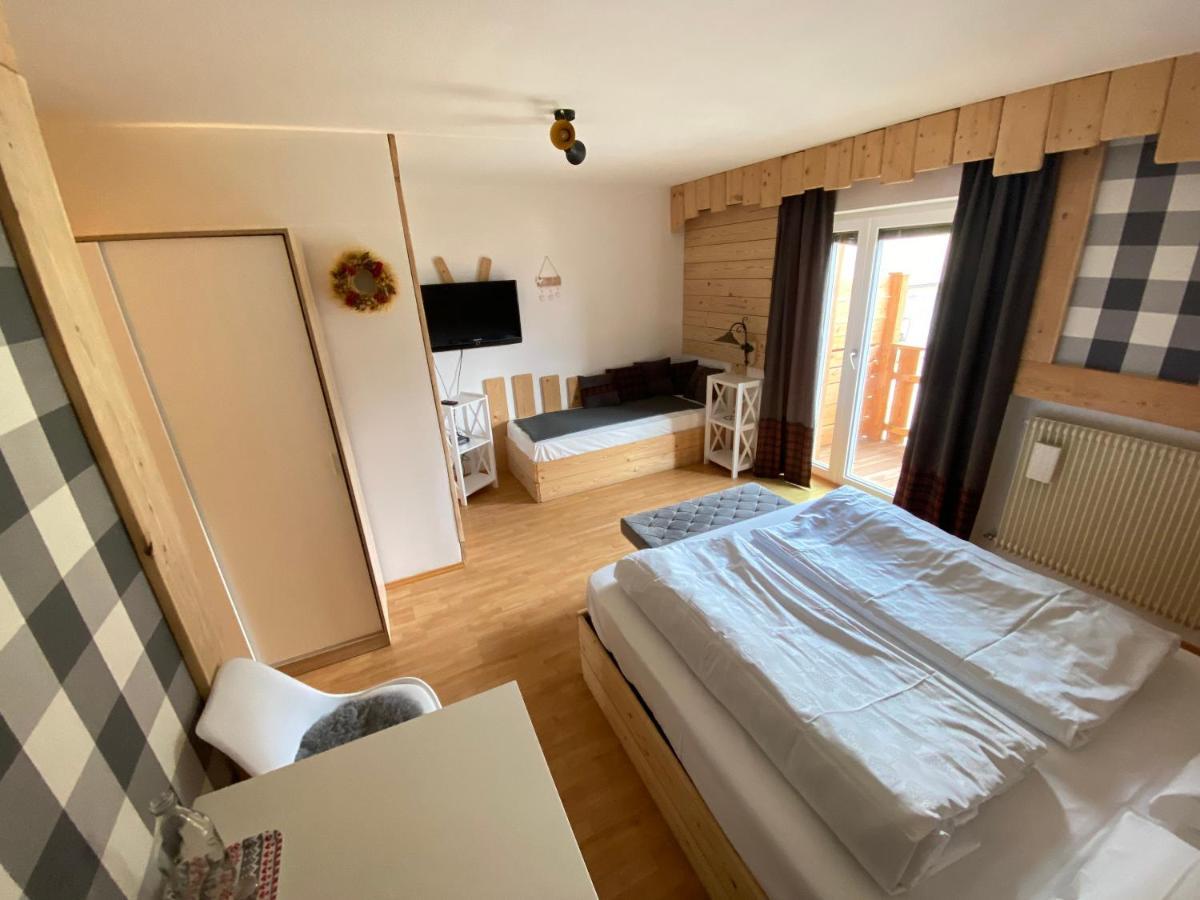 Hotel Almhof San Candido Exterior photo